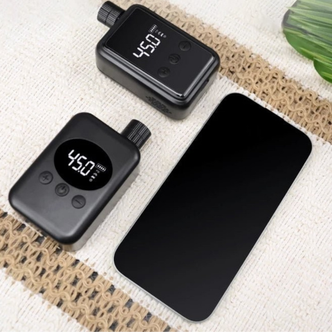 自転車用ミニポンプ 150PSI — コンパクトで持ち運びが簡単