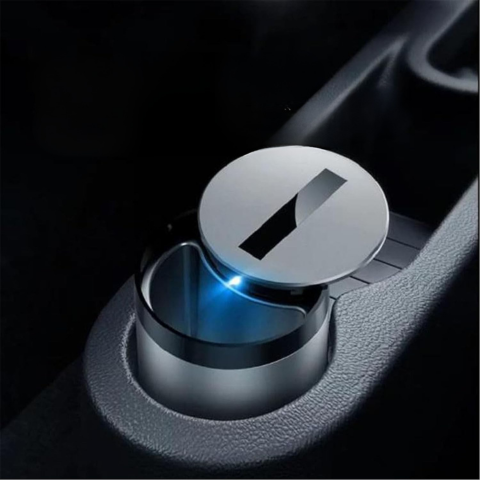 Bärbar Askkopp För Bil — Kompakt Och Praktisk