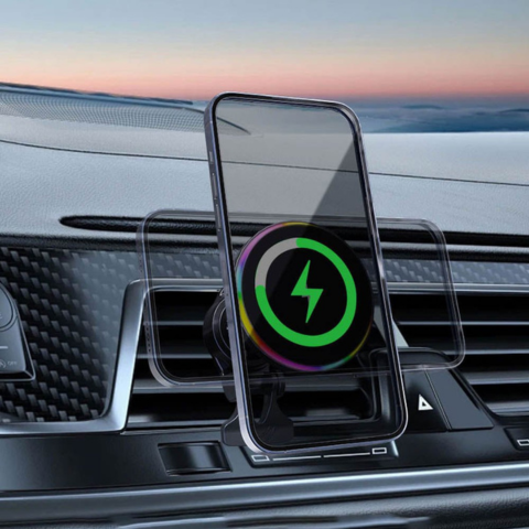 車の電話サポート – ワイヤレス充電とLED照明